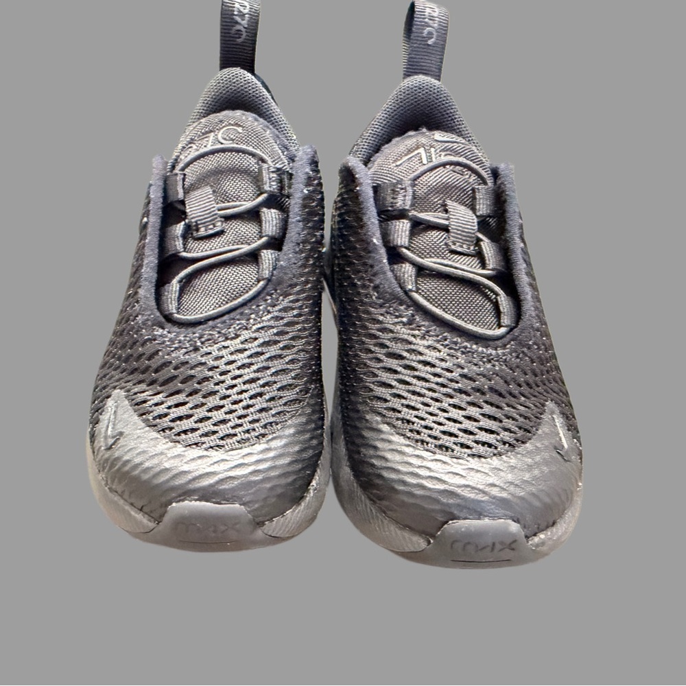 Nike Air Max 270 Toddler Sneakers | Unisex | Size 6 | Black | Like New - Picture 3 of 5